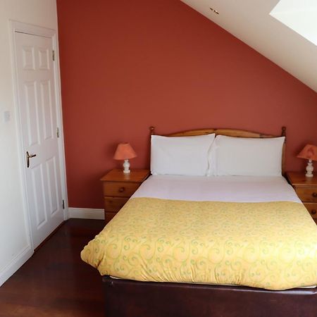 The Old Pier Guest Accommodation, Bed Only, No Breakfast Ballydavid Exterior foto